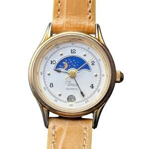 VTG Timex Moon Phase Women's Watch 24mm New Adjustable Leather Band - New Batery
